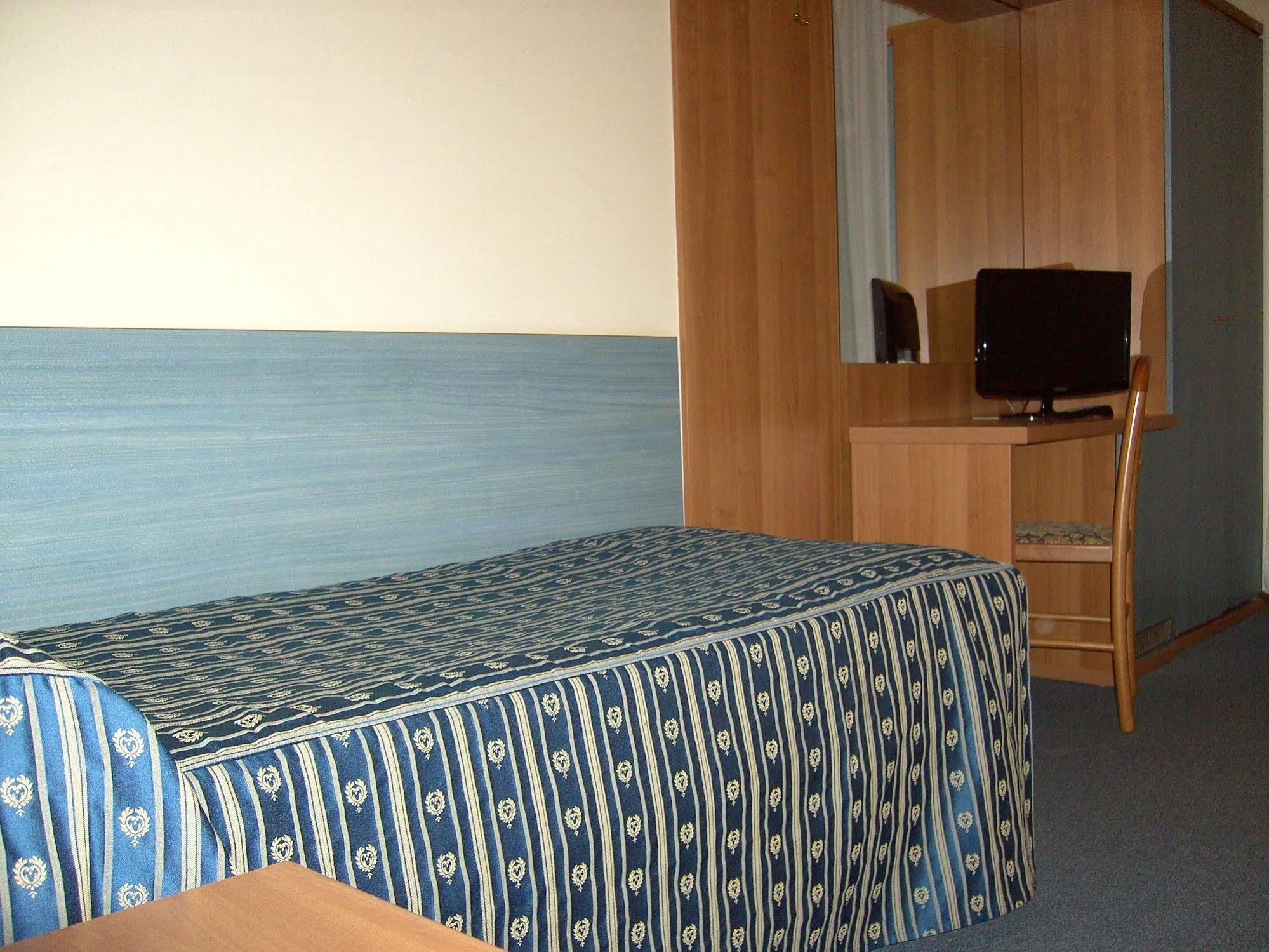 Hotel Stella Рим Экстерьер фото